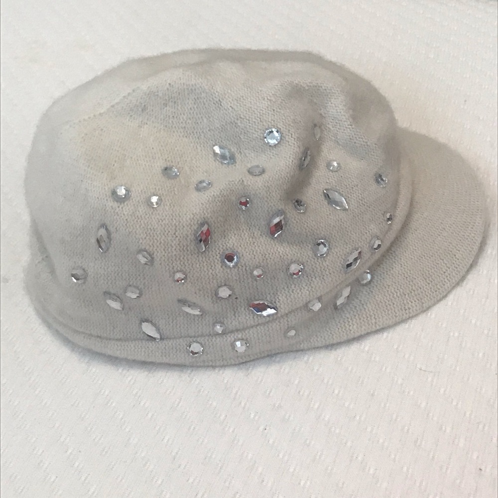 Hat - Picture 2 of 3